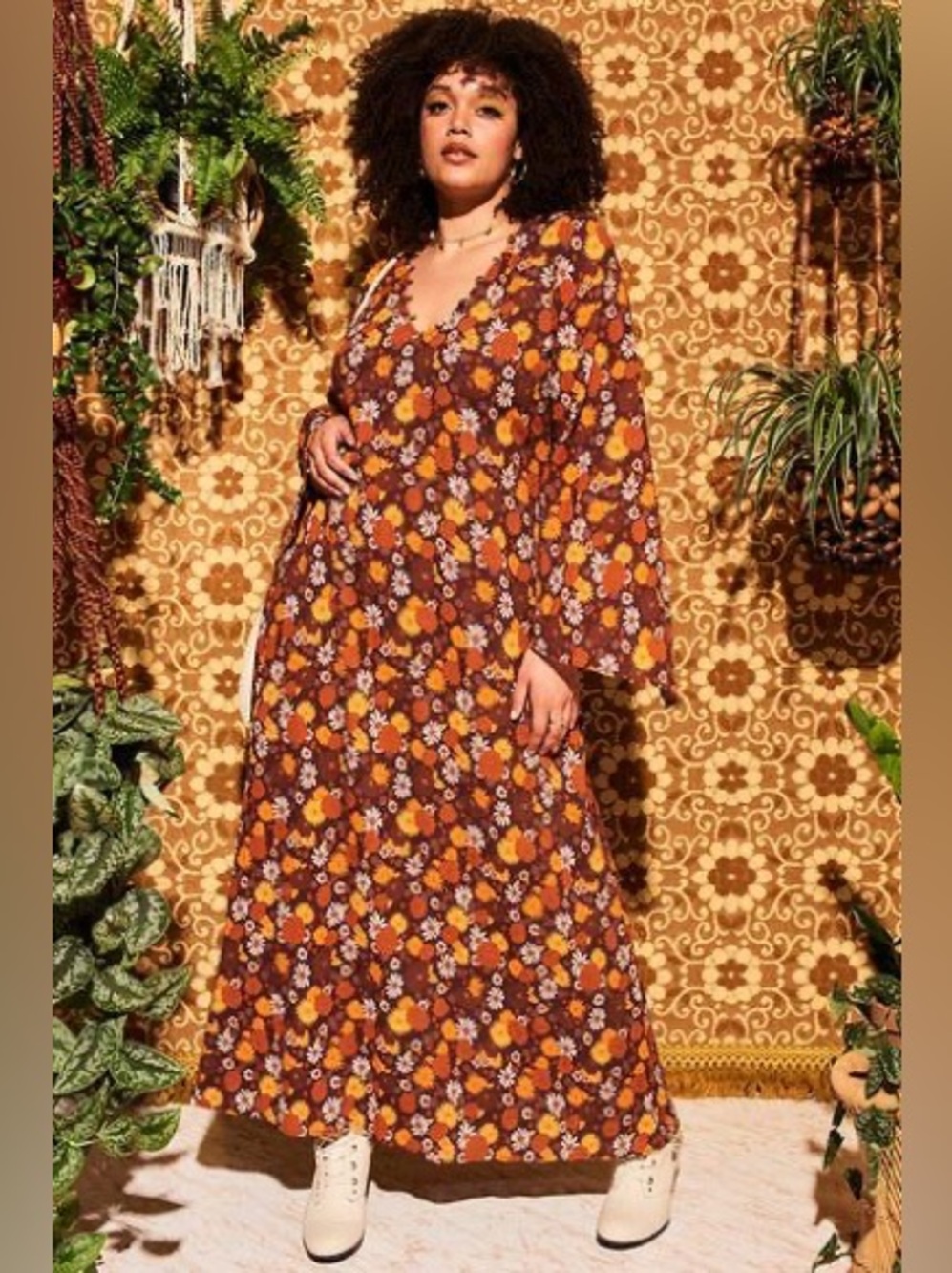 The Hippie Shake Lady of The Canyon Maxi Dress Bell sleeves Retro
